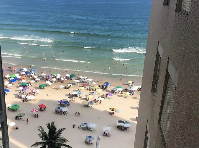 Guarujá Pitangueiras - frente ao mar - Recém reformado Apartamento