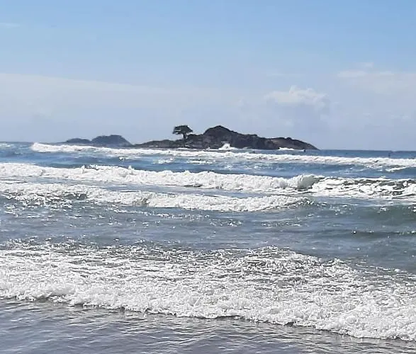 Apartamento quadra da praia - Pitangueiras Guarujá